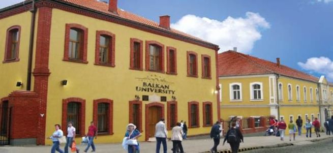 Uluslararası Balkan Üniversitesi Psikoloji (Ücretli)