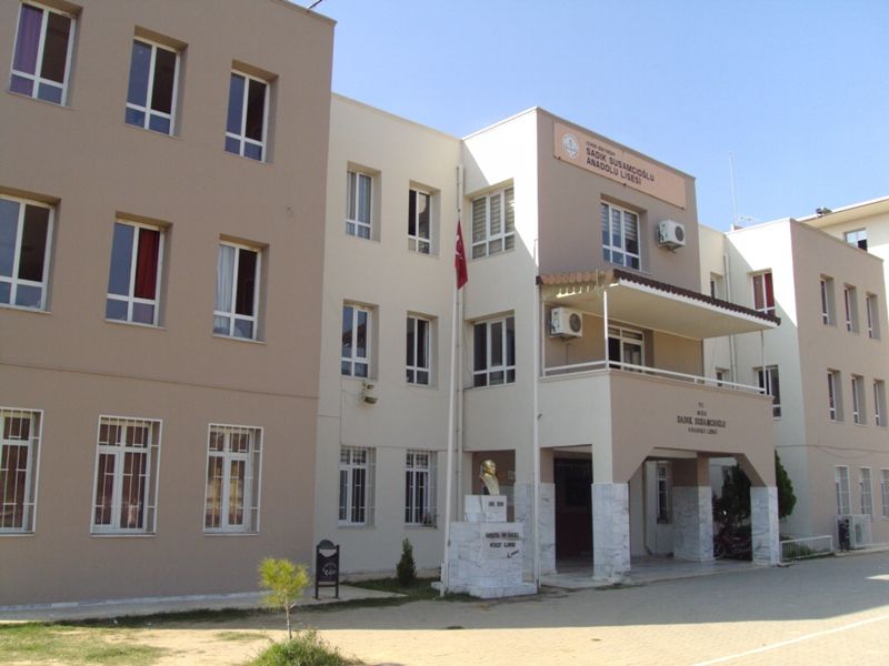 Bayındır Sadık Susamcıoğlu Anadolu Lisesi 